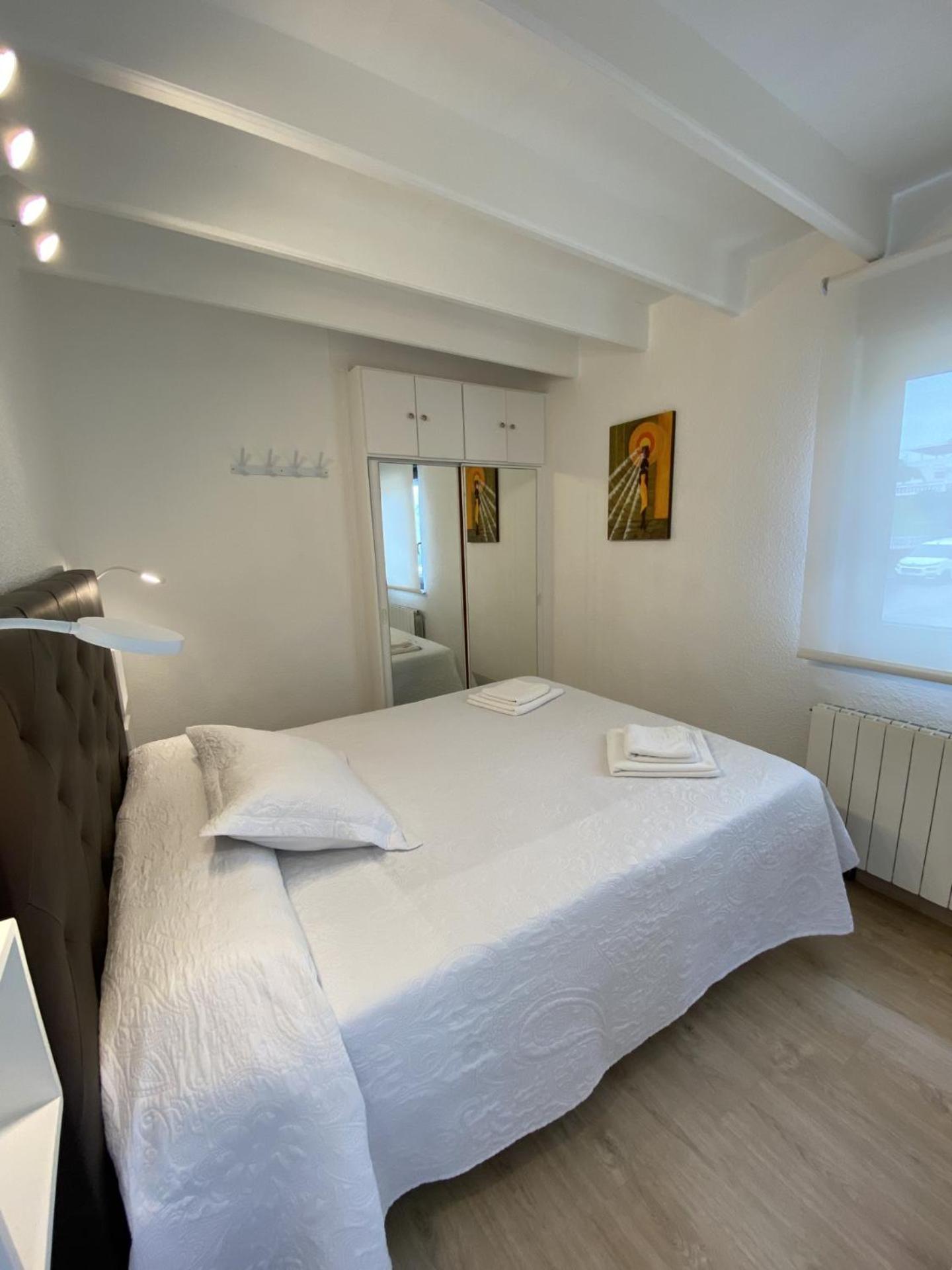 Apartamento Pueblo De Mogro Exterior foto